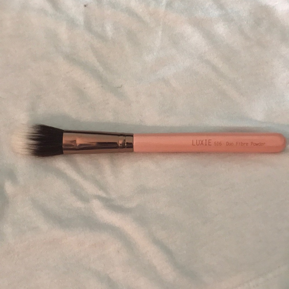 Luxie Duo Fibre Powder Brush #516